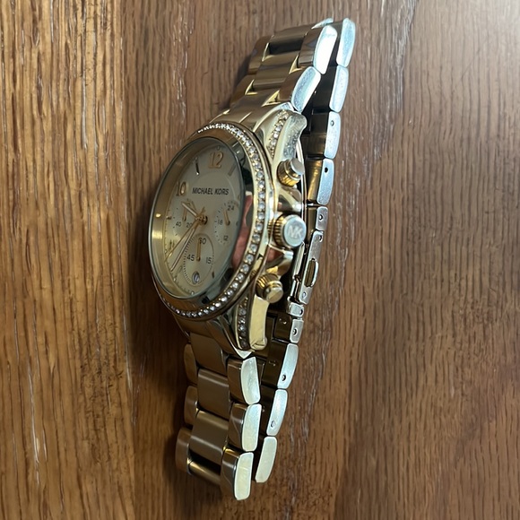 Used Michael Kors Watch - Picture 5 of 6